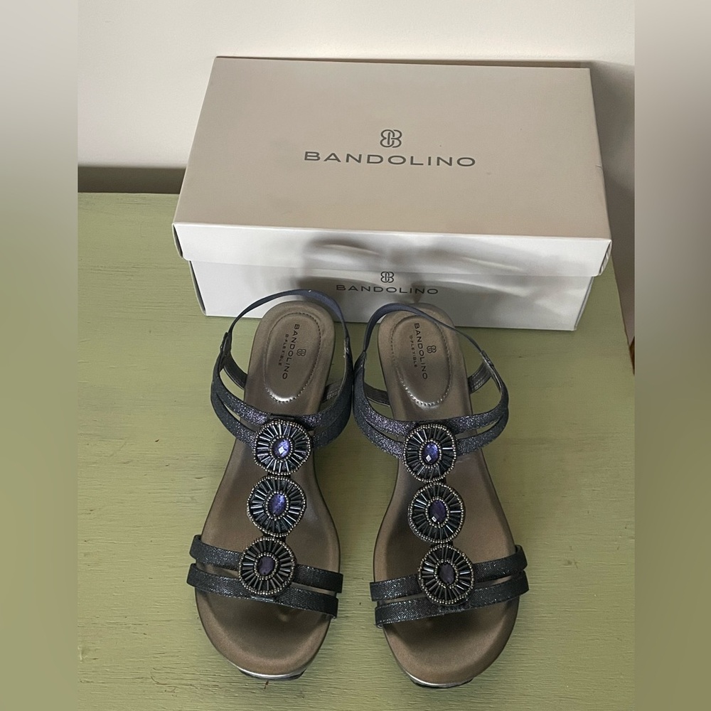 Bandolino wedge heel sandals rhinestone beads Women’s Size 7 1/2”